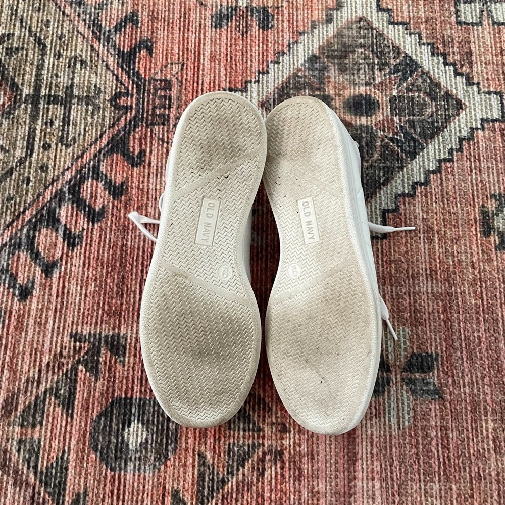 Old Navy White and Leopard Print Athletic Sneakers - Picture 4 of 5